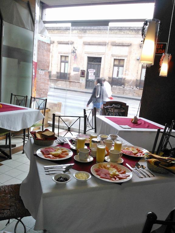 Casa Limonchelo Hotel B&B Морелия Екстериор снимка
