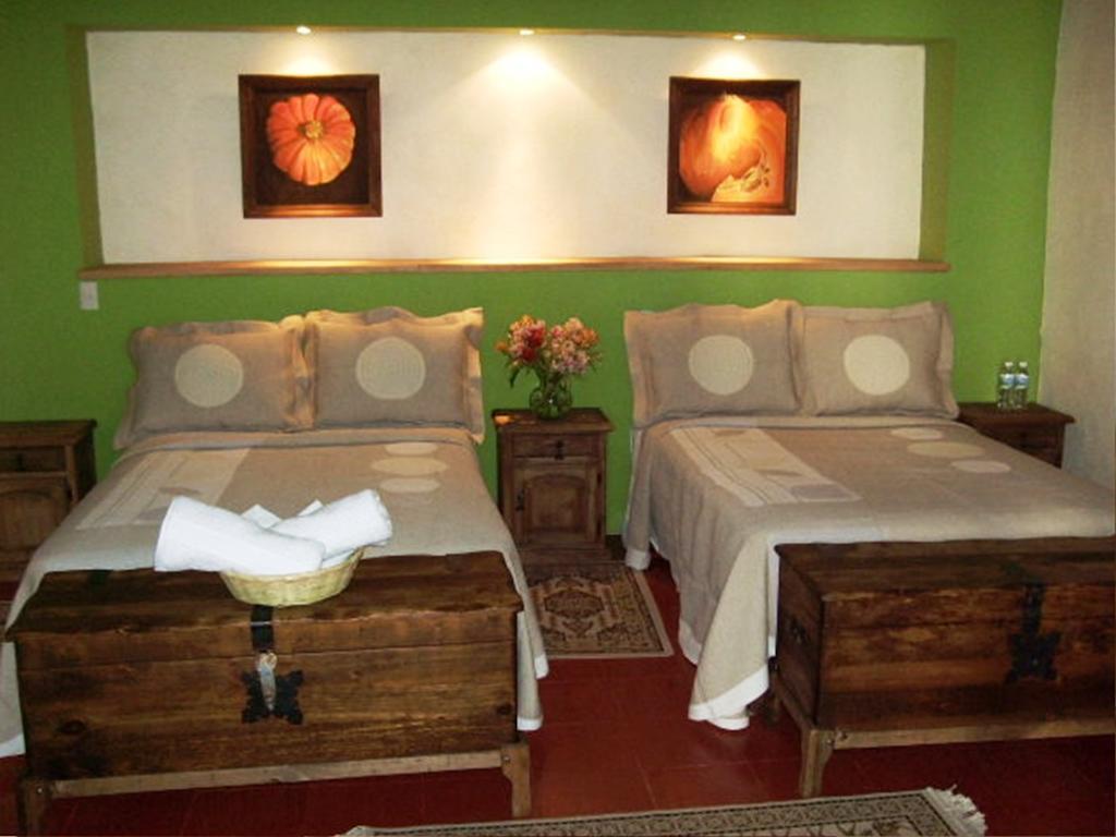 Casa Limonchelo Hotel B&B Морелия Стая снимка